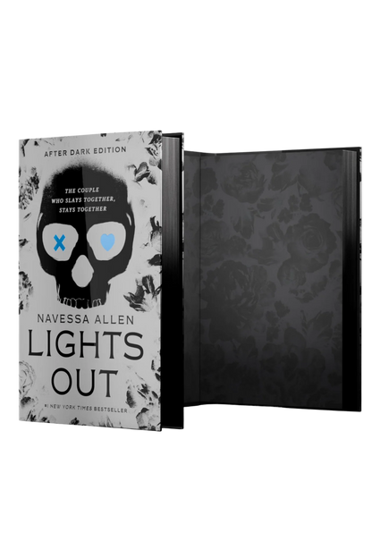 Lights Out (Collector's Edition) (Into Darkness, 1)